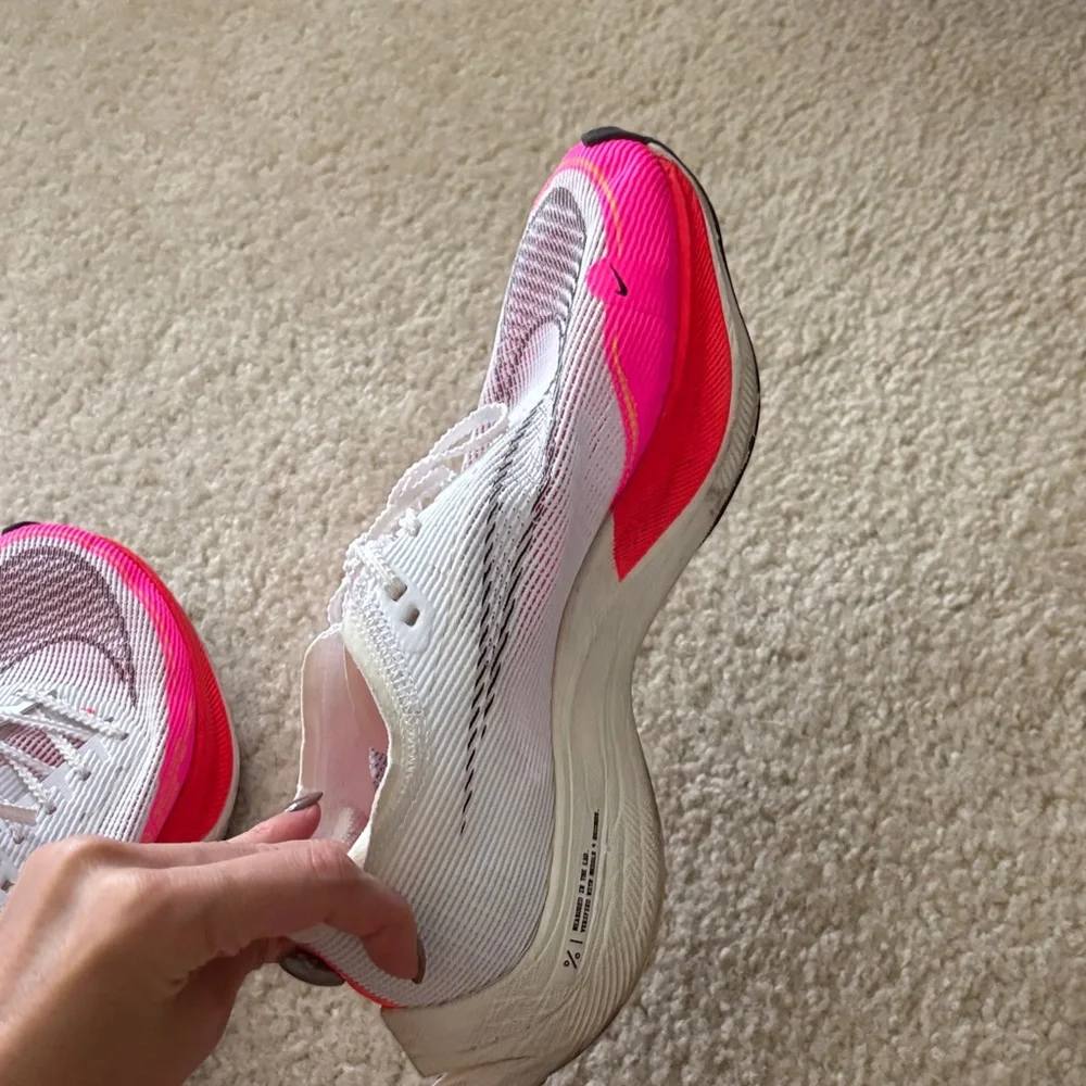 Nike ZoomX Vaporfly Next% 2 running shoes "Rawdacious” pink/white Mens 7 Wmn 8.5 - Picture 6 of 6